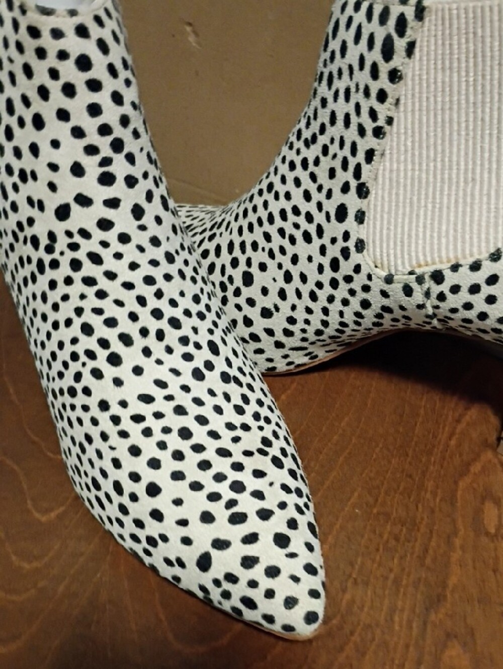 Journee Collection White and Black Dalmatian Print Pointed Ankle Boots - Picture 3 of 8